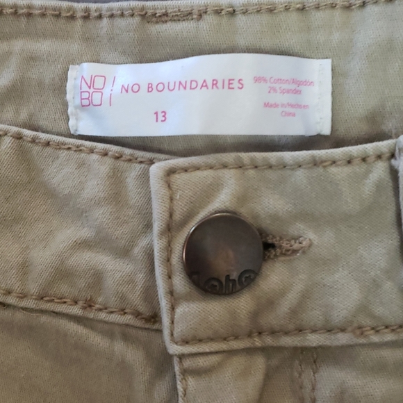 Juniors shorts, tan, size 13 - Picture 3 of 3